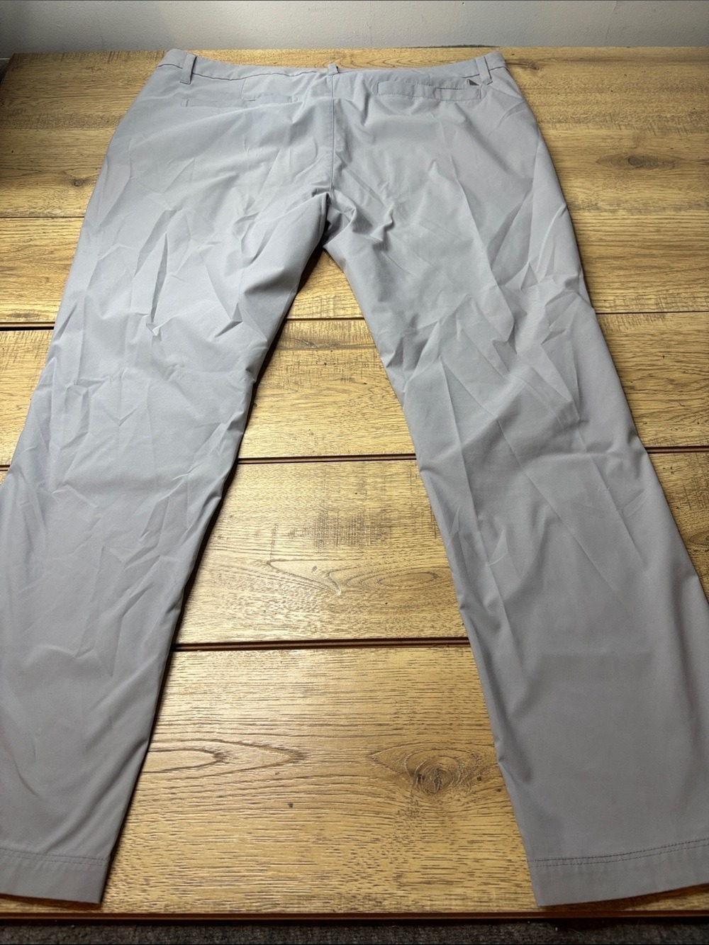 Men’s UNTUCKit Chancellor Performance Light Gray Pants Size 40x32 - Picture 4 of 7